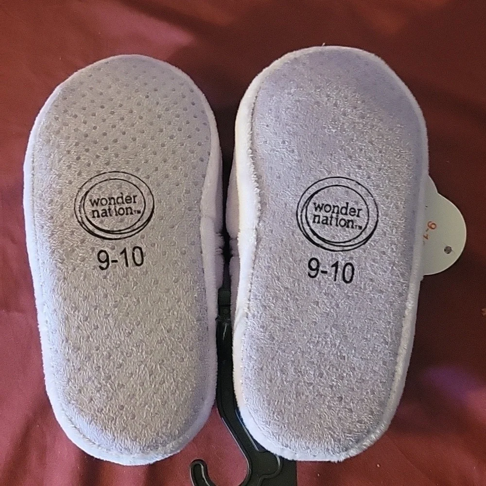 Wonder Nation Dream Big Slippers, Size: 9-10, NWT